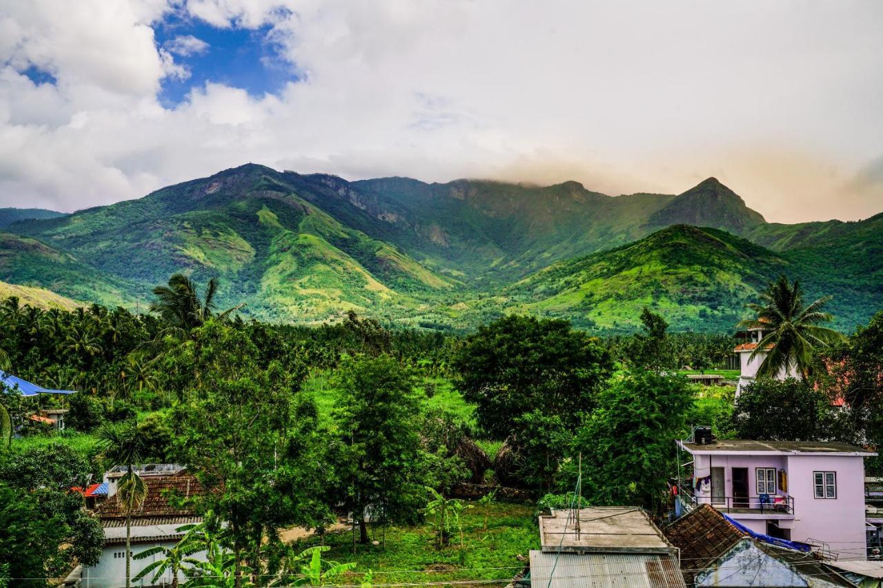Oyo Preferred 15647 River View Inn Munnar Exterior foto
